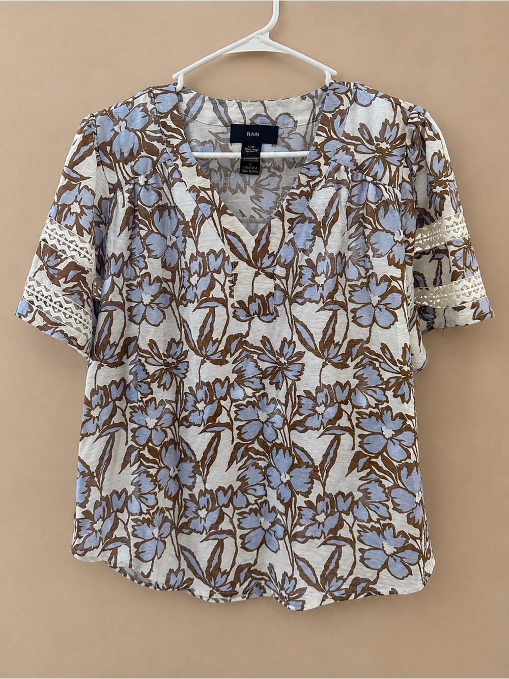 Rain Floral V-Neck Short Sleeve Blouse in Light Blue and Brown